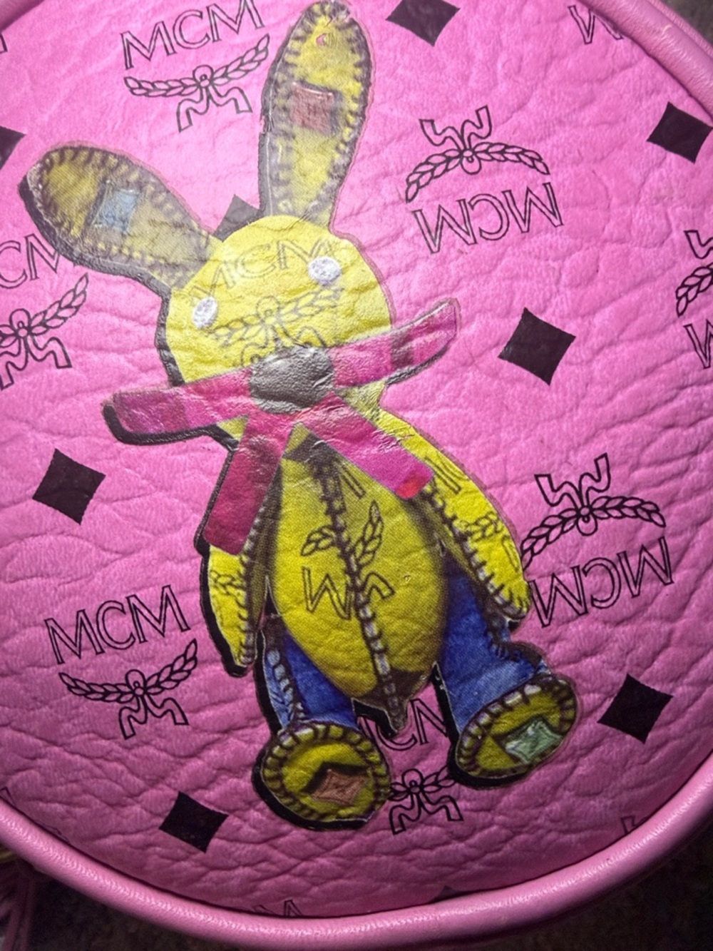MCM Pink Rabbit Round Crossbody Tambourine Bag Visetos Tassel Chain Rare - Picture 9 of 13